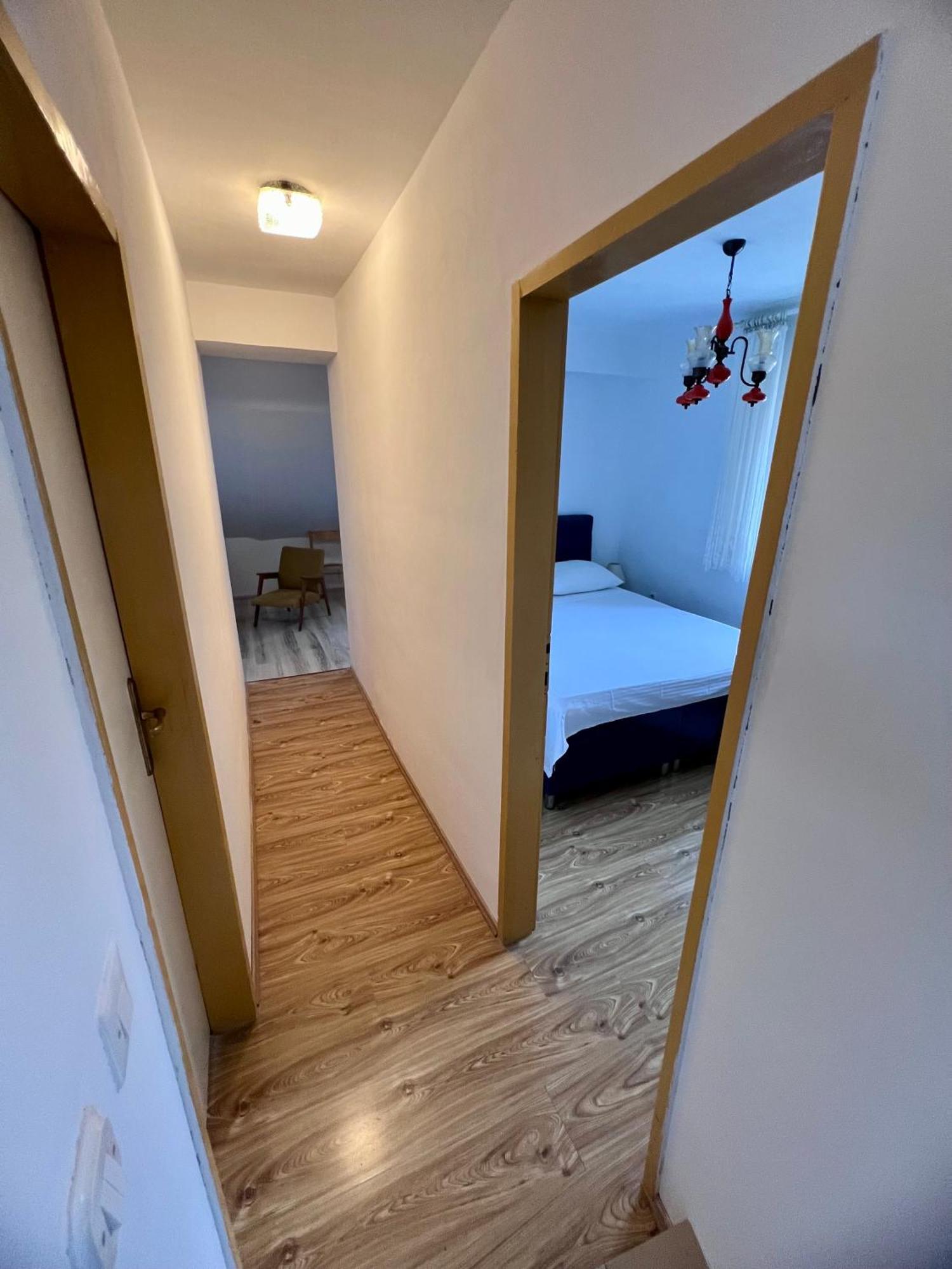 Apartments Tudor Nikola Đảo Hvar Ngoại thất bức ảnh