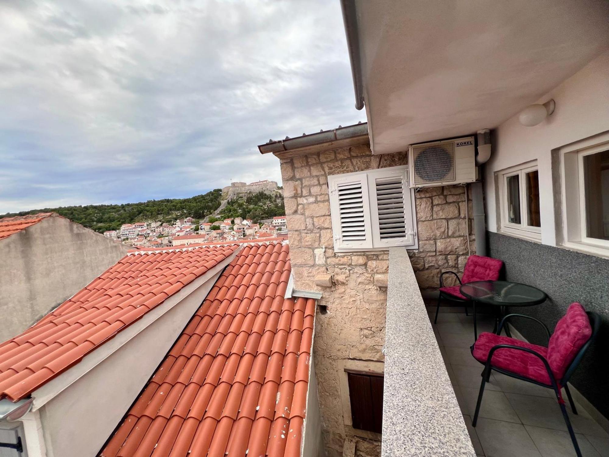 Apartments Tudor Nikola Đảo Hvar Ngoại thất bức ảnh